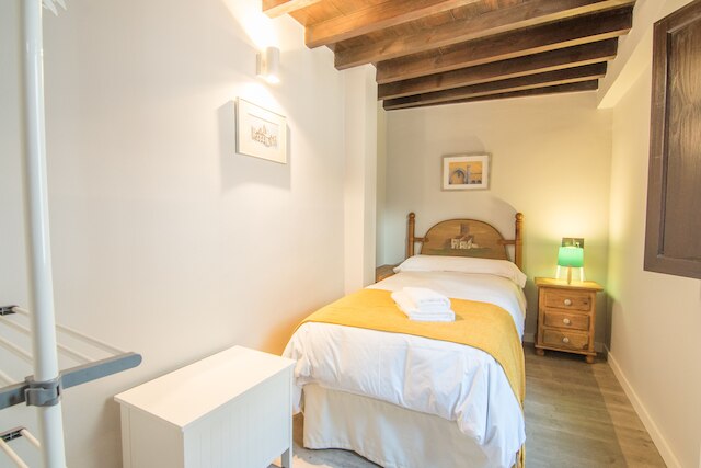 トゥゲスト アルハンブラ アパートメンツ II