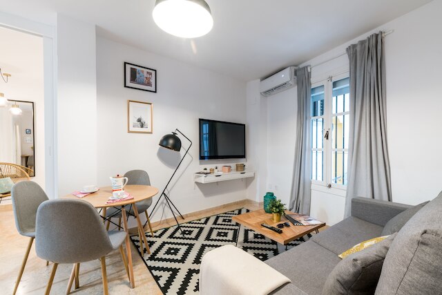 アルファルファ センター アパートメント