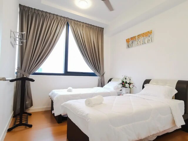 ザ ハブ サービス アパートメント