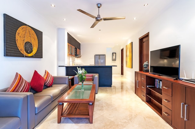 ヴィラ ララン テム