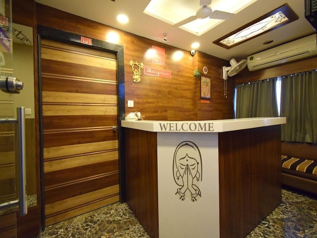 ザ レイク パレス