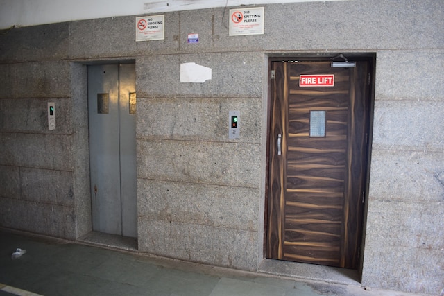 ザ レイク パレス