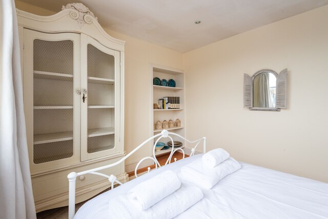 パノラミック ファミリー ホーム、マイダ ベール