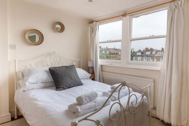 パノラミック ファミリー ホーム、マイダ ベール