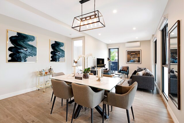 マンハッタン アパートメンツ - グレン イリス