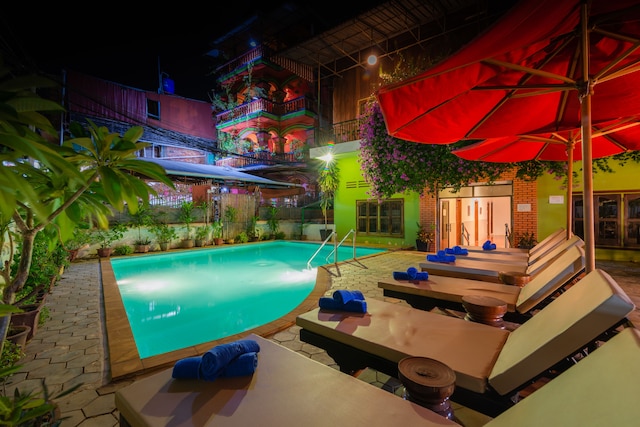 ファイブ ローズ シェム リアップ ホステル