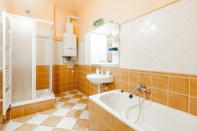 セントラル アパートメント、Netflix プラン