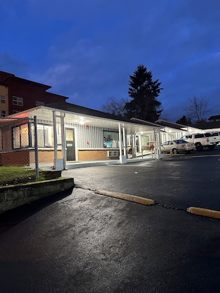 ニュー ウェスト モーテル