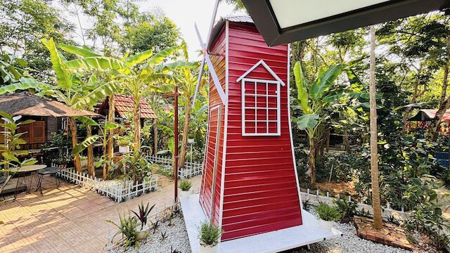 ヒュー ロータス ホームステイ