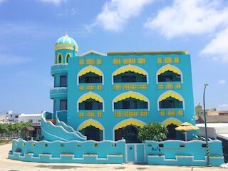 ザ ドームド タイル BB (圓頂瓦捨海景民宿)