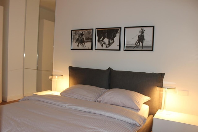 ラグジュアリー アパートメンツ