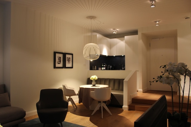 ラグジュアリー アパートメンツ