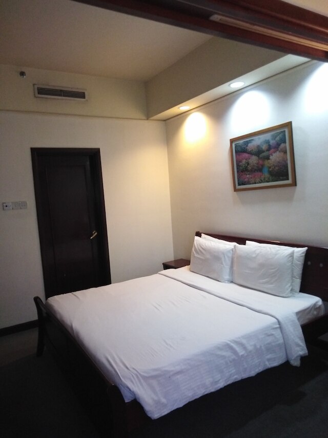 タイムズ スクエア サービス スイート バイ デイジーホームズ