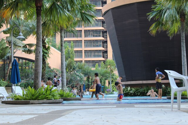 タイムズ スクエア サービス スイート バイ デイジーホームズ