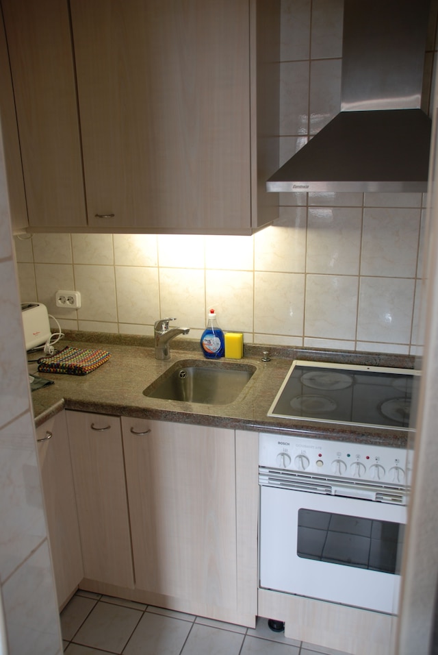 フェリエン & メッセ ウォーノン K140