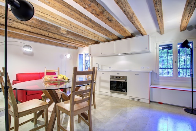 グランドキャナル-レッド