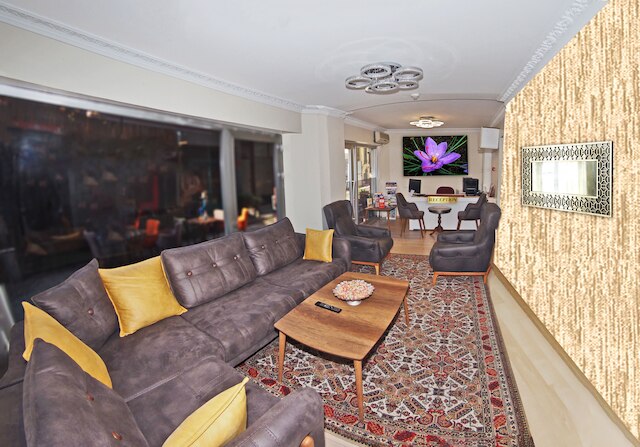 ル サフラン パレス