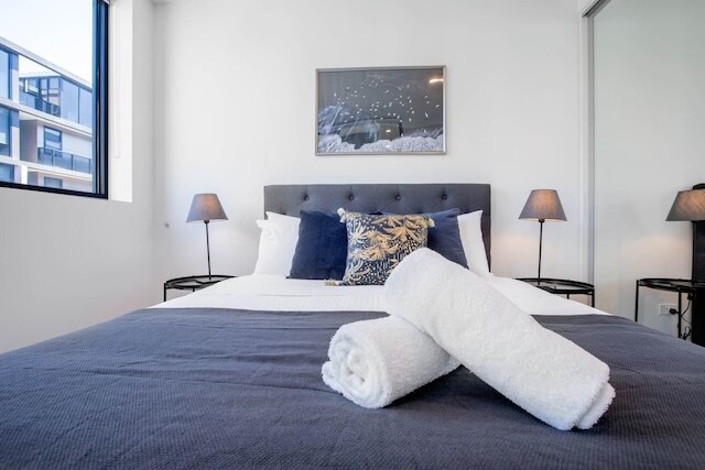 ホースロン / グレンフェリー駅にある、明るく素晴らしいアパートメント