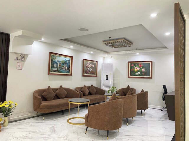 ニュー センチュリー ホテル カウ ザイ