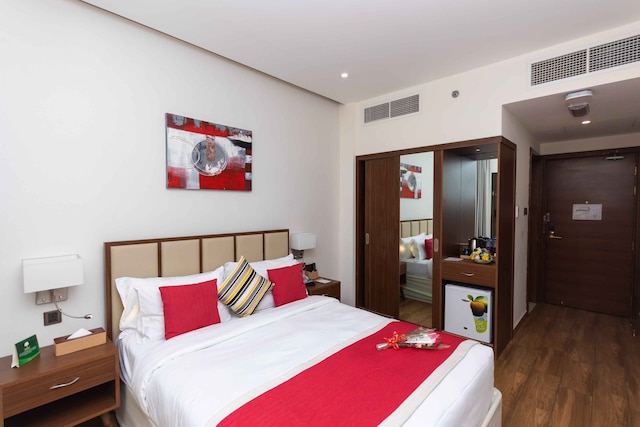 ル ワナ ホテル