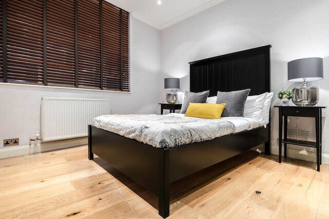 オールド コンプトン ストリート アパートメンツ