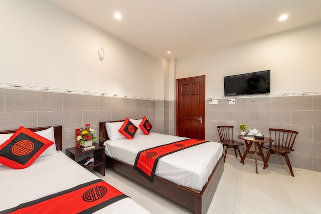 リナズ ハウス - ホイ アン