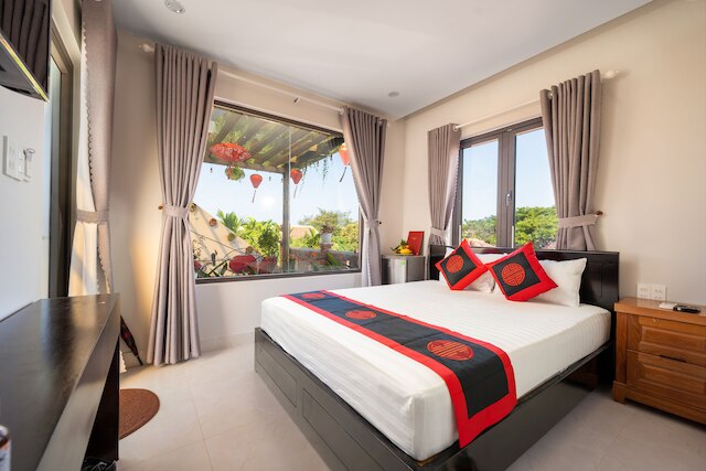 リナズ ハウス - ホイ アン