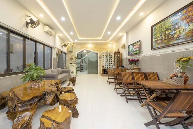 リナズ ハウス - ホイ アン