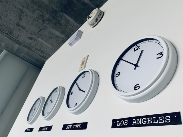 ニNY ファイネスト ラグジュアリー アパートメント