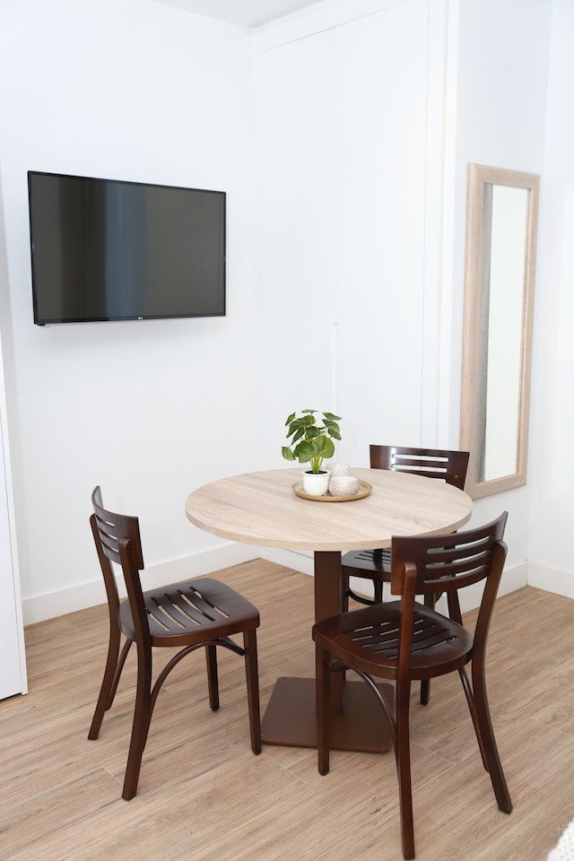 ニュー ポイント マドリード オペラ