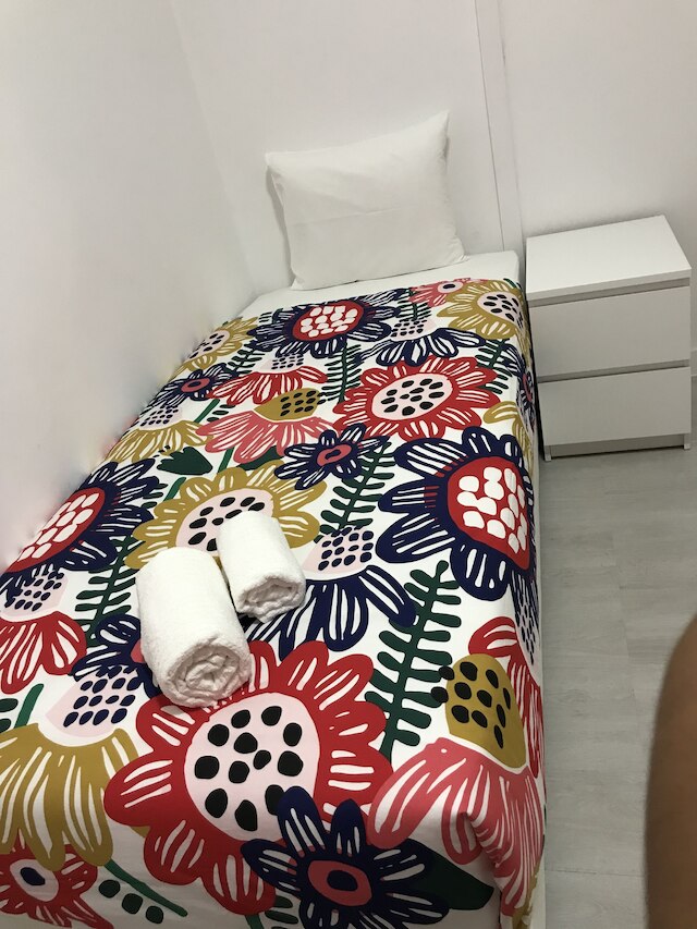 チャーミング エピソード ホステル