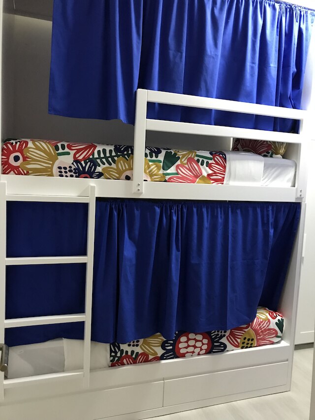 チャーミング エピソード ホステル