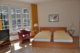 デュッセルドルフ センター アパートメンツ