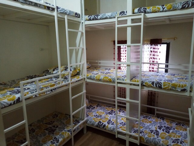 ビー フォース バックパッカーズ イン - セブ