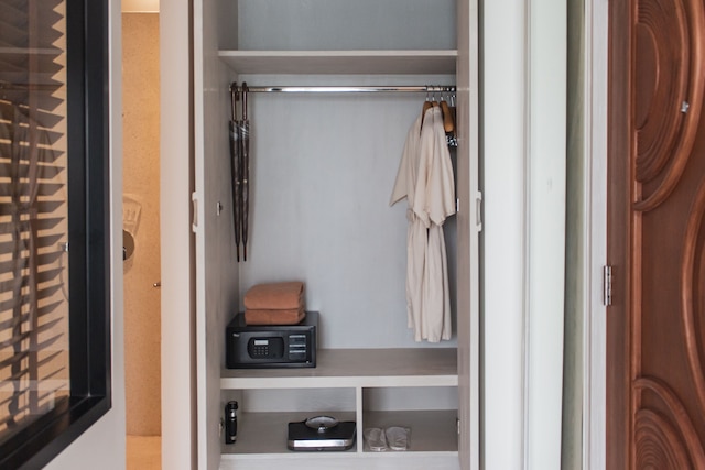 ラチャブリー ホテル