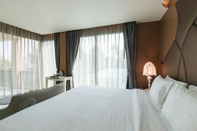 ラチャブリー ホテル