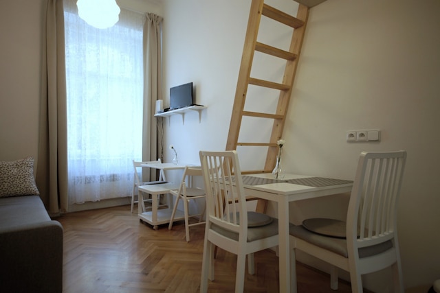 シティ キャッスル アパートホテル