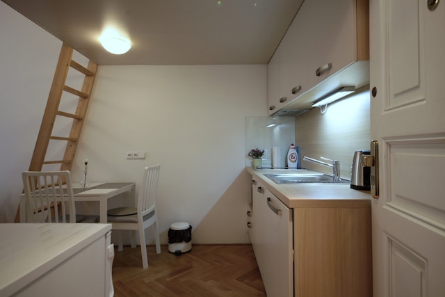 シティ キャッスル アパートホテル