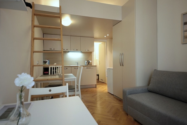 シティ キャッスル アパートホテル