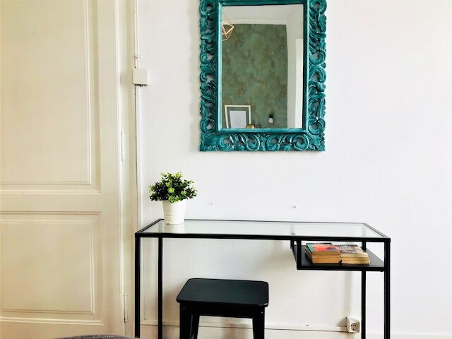 チャーミング フラット ウィズ グレート テラス ベスト ロケーション