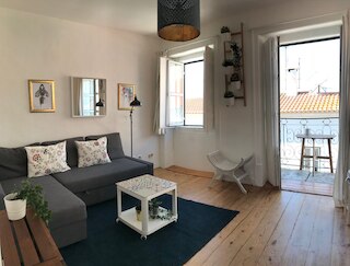 ビューティフル フラット ウィズ グレート ビュー イン プライム ロケーション