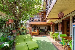 バライ パラグア アネックス