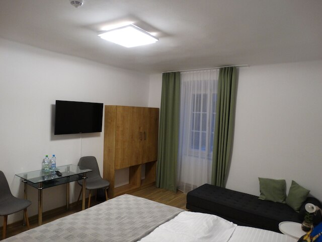 オテル ガルニ ヴィラ アレカ