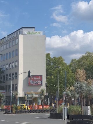 スタジオテル トップ ロフト