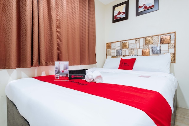 レッドドアーズ @ ユニバーシティ ベルト マニラ