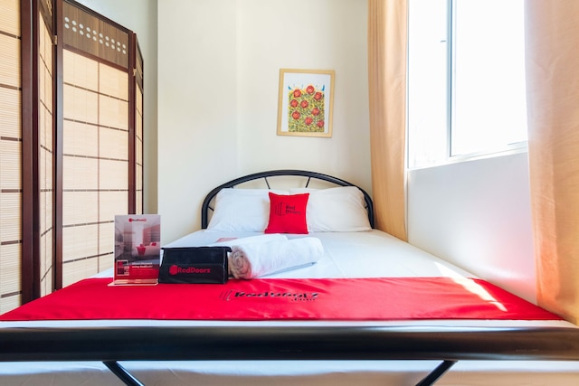 レッドドアーズ @ カッセル レジデンシーズ パラニャーケ