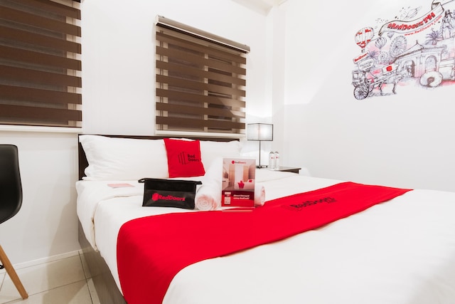 レッドドアーズ プラス ニア UST マニラ