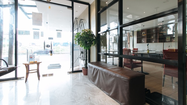 レッドドアーズ プラス ニア バンブー オーガン ラス ピナス