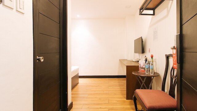 レッドドアーズ プラス ニア バンブー オーガン ラス ピナス