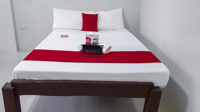 レッドドアーズ @ VP インティン ストリート